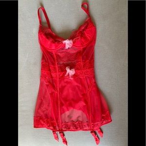 NWT Victoria’s Secret Red Lace Lingerie 34C